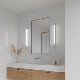 Nordlux Malaika 68 Indoor Bathroom Wall Light in White (Height) 7cm