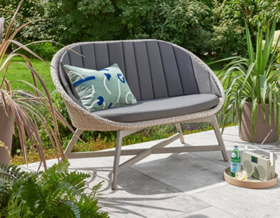 Norfolk Leisure Chedworth Outdoor Curved Bench