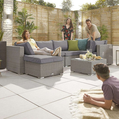 Chelsea rattan sofa set outlet