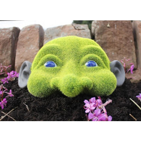 Novelty Hedge Peeker Garden Ornaments Outdoor Head Statue with Grass and Stone Effect Fully Weatherproof
