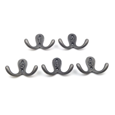 Oakcrafts - Antique Cast Iron Twin Robe Hooks Numbered 1 to 5 - Pack of 5 Hooks