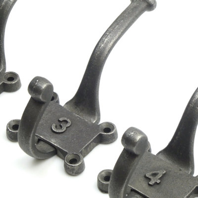 Oakcrafts - Antique Cast Iron Two Part Numbered 1-5 Coat Hooks 125mm - Pack of 5 - 3