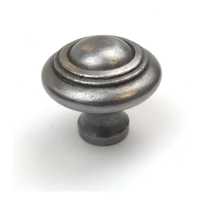 Oakcrafts - Domed Cast Iron Knob With Rings - 32mm Diameter - Pack of 6