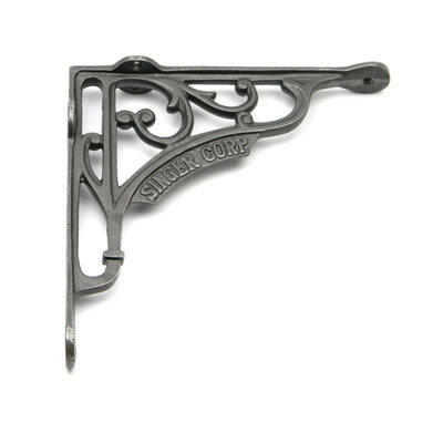 Oakcrafts - Pair of Antique Cast Iron Singer Corp Shelf Brackets - 200mm x 200mm - 3