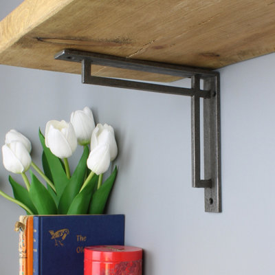 Oakcrafts - Pair of Art Deco Cast Iron Shelf Bracket - 150mm x 180mm