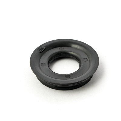 Oil seal 41582 for Knott Avonride 160 & 200mm hubs