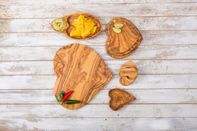 Olive Wood Natural Grained Rustic Kitchen Dining Handmade Heart Shaped Boards (L) 39cm