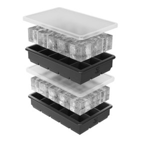 Oliver's Kitchen - Large Stackable Cube Ice Tray Set