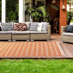 Orange Outdoor Rug, Geometric Stain-Resistant Rug For Patio Decks Garden Balcony, Modern Outdoor Area Rug- 80cm X 150cm