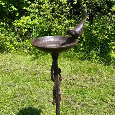 Ornate Cast Iron Bird Bath Feeder Dish Ground Stake