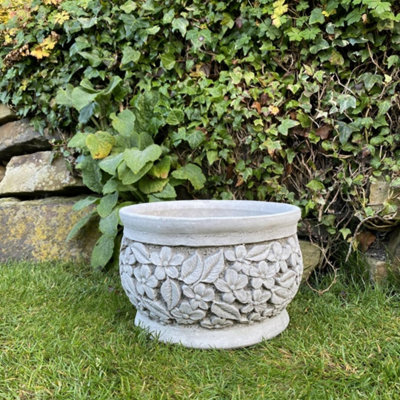 Ornate Flower and Leaf design Planter