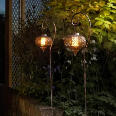 Osman Solar Lights Sleek and Sustainable Outdoor Illumination
