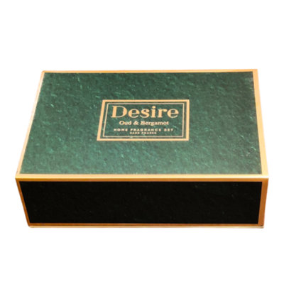 Oud & Bergamot Jar Candle & Reed Diffuser Gift Set - 3