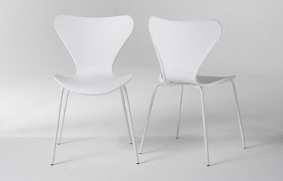 OUT & OUT Abbey Extendable Dining Set with 4 Fleur Chairs in White 106cm-136cm