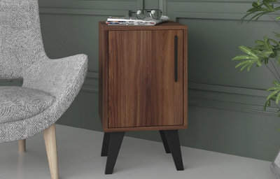 OUT & OUT Aspen Oak Sidetable with Door