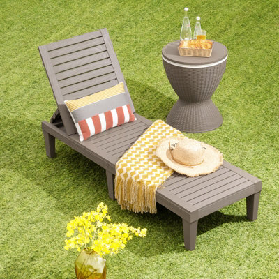 Outdoor Chaise Lounge Chair Lightweight Adjustable Patio Lounge Recliner Chair