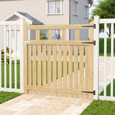 Outdoor Garden & Fence Gate Security Barrier for Yard & Patio Entrance ...