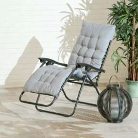 Outdoor Garden Furniture  Royale Relaxer Garden Chair with Long Padded Cushion/Charcoal