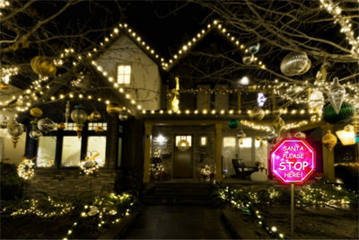 Outdoor LED Festive Christmas Light Up Santa Stop Here Sign with Timer and Battery Operation - 3