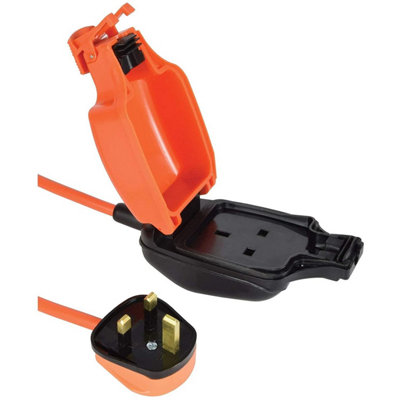 Outdoor Mains Extension Lead with 1-Gang Socket, IP54, 2m -  PEL01007