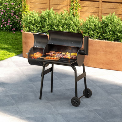 Bbq grills with outlet smoker