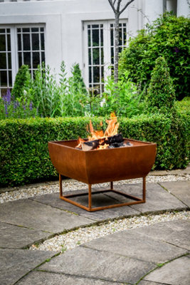 Outdoor Windermere Firebowl Rust Iron H36cm W50Cm