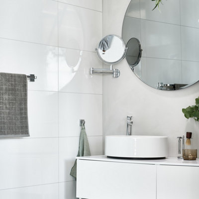 OUTLINE - Swing arm Shaving/Make-up Mirror  in Polished Chrome