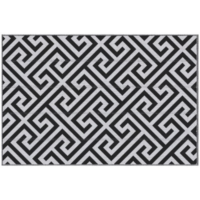Outsunny 121x182cm Reversible Outdoor Rug Portable Plastic Straw RV Camping Mat