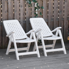 Plastic garden chairs online b&q