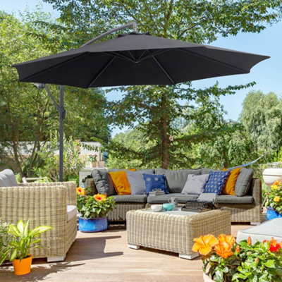Outsunny 3(m) Cantilever Parasol Banana Umbrella Crank & Tilt, Black ...