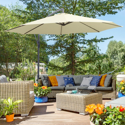 Outsunny 3(m) Cantilever Parasol Banana Umbrella w/ Crank & Tilt, Beige