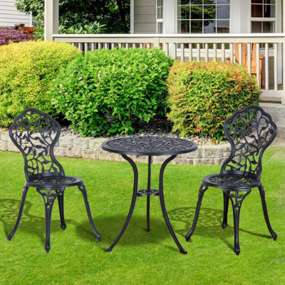 Cast iron cafe table and deals chairs