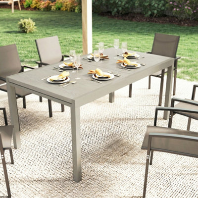 Outsunny Extending Garden Table, Aluminium Outdoor Dining Table for 8-10