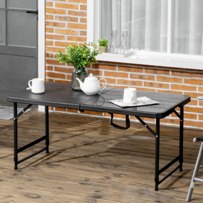 Outsunny Foldable Outdoor Dining Table for 4, Height Adjustable Steel Legs