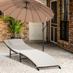 Outsunny Folding Rattan Sun Lounger Outdoor Chair Garden Furniture