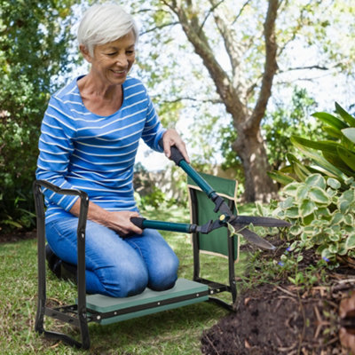 Outsunny Garden Kneeler Foldable Seat Bench EVA Foam Pad with Tool Bag Pouch