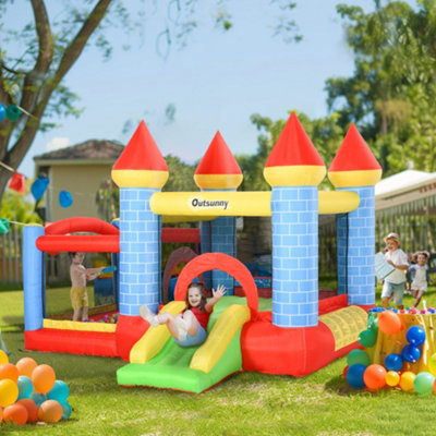 Outsunny Kids Bouncy Castle House Inflatable Trampoline Slide Water Pool Basket 4 in 1 with Blower for Kids Age 3-8 Castle Design