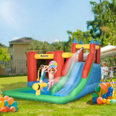 Outsunny Kids Inflatable Bouncy Castle Water Slide 6 in 1 Bounce House Jumping Castle Water Pool Gun Climbing Wall Basket