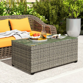 Outsunny Outdoor Coffee Table, Glass Top Rattan Side Table, Dark Grey