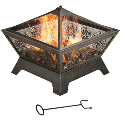 Outsunny Outdoor Fire Pit with Spark Screen Cover Poker for Camping Picnic