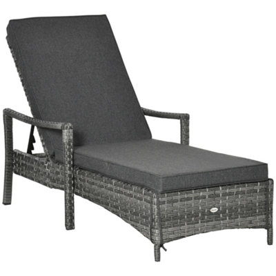 Single rattan 2024 sun lounger