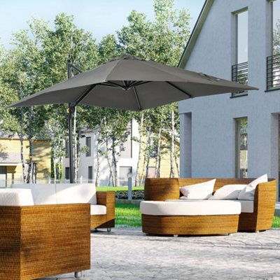 Outsunny  Patio Offset Parasol Umbrella Cantilever Hanging  Sun Shade Canopy Shelter with Crank Handle and Cross Base,