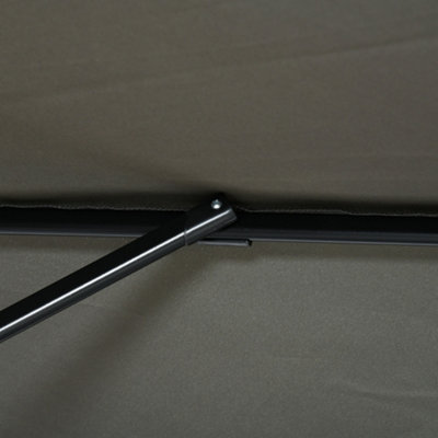 Outsunny  Patio Offset Parasol Umbrella Cantilever Hanging  Sun Shade Canopy Shelter with Crank Handle and Cross Base - 8