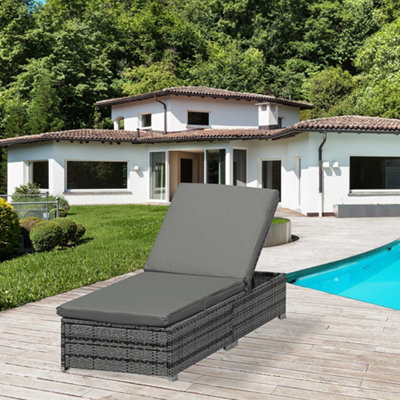 Outsunny Patio Rattan Chaise Lounge Garden Pool Wicker Sun Lounger Adjustable Mixed Grey