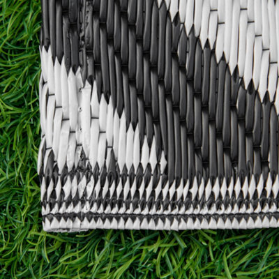 Outsunny Reversible Outdoor Rug Portable Plastic Straw RV Camping Mat - 7