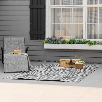 Outsunny Reversible Outdoor Rug Portable Plastic Straw RV Camping Mat - 9