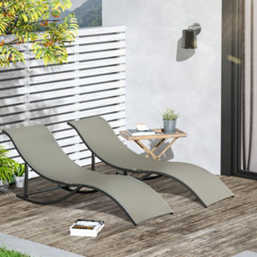 Outsunny Set of 2 S-shaped Foldable Lounge Chair Sun Lounger Reclining Outdoor Chair for Patio Beach Garden Light Grey