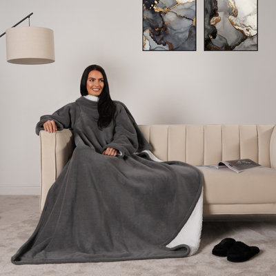 Oversized Wearable Fleece Blanket with Sleeves Throw DIY at B Q