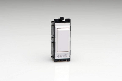 P/GRID Intelligent Light Switch 10A in White for Modern Homes