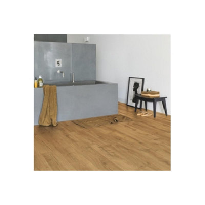 Pack of 15 (Total 15 Units) 8mm Thick Classic Oak Natural Laminate Flooring - 1380 mm (L) x 190 (W) - 27.52m2 Coverage